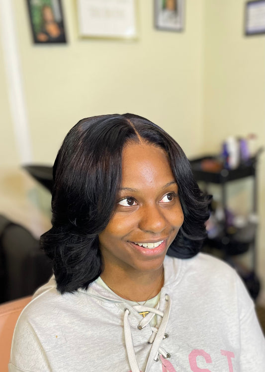 Bob Business ((2) 14” Straight Bundles with a 5x5 HD Closure