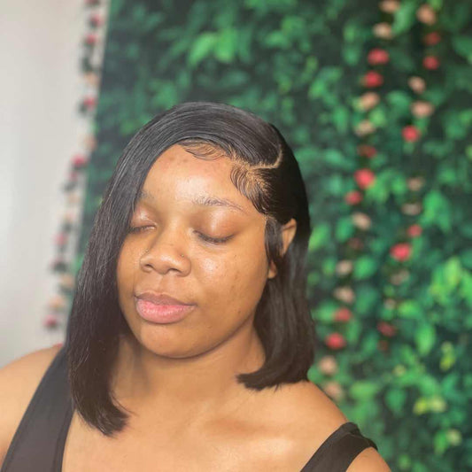 Bob Business ((2) 14” Straight Bundles with a 5x5 HD Closure